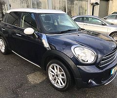 2015 Mini Countryman Cooper D in Cosmic Blue with only 32k Miles €16,950