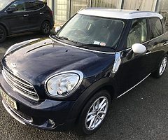 2015 Mini Countryman Cooper D in Cosmic Blue with only 32k Miles €16,950