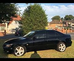 2000 Lexus is200