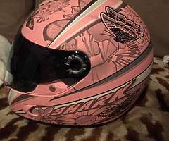 Eyecatching ladies helmet - Image 5/6