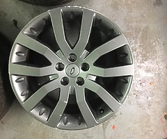 SET OF 20” RANGE ROVER SPORT ALLOYS IN GOOD CONDITION - Image 5/7
