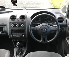 131 VW CADDY MAXI LIFE 1.6TDI - Image 8/16