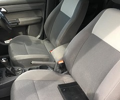 131 VW CADDY MAXI LIFE 1.6TDI - Image 12/16