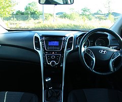 Hyundai i30 1.6 Crdi 110 hp diesel - Image 4/7