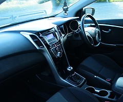 Hyundai i30 1.6 Crdi 110 hp diesel - Image 5/7