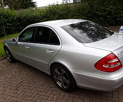 Mercedes e 200
