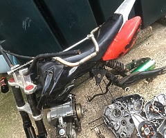 Here I have for sale is full pitbike wat u c in pics is wat u get sell the lot as job lot £150 Ono o