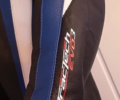 Rst 1 piece leathers evo 3