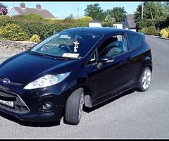 Ford Fiesta - Image 4/11