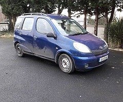 Toyota yaris verso
