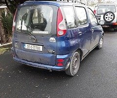Toyota yaris verso