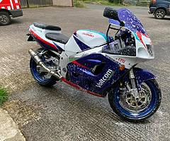 1999 Suzuki GSX-R 750