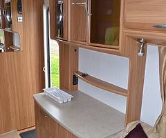 Lunar Clubman 2 berth touring caravan 2011 with new Kampa Fiesta awning - Image 4/10