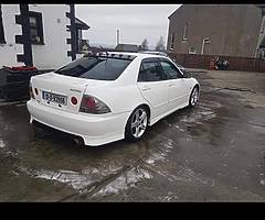 Passat lip and roof spoiler