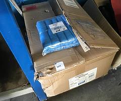 APPROX 2000No. UNUSED SHOE COVERS