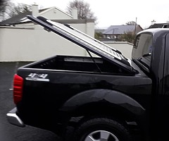 NISSAN NAVARA 2008