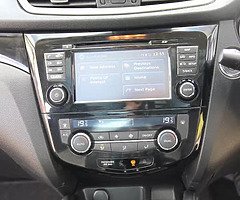 Nissan Qashqai 2015 - Image 3/5