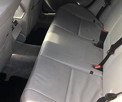 Mercedes Benz - Image 5/10