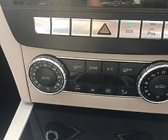 Mercedes Benz - Image 10/10