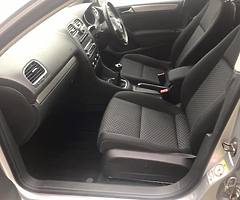 Volkswagen Golf 1.6TDI - Image 7/9