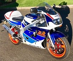1996 Suzuki 750 Gsxr - Image 3/4