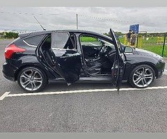 2012 Focus - Image 10/10