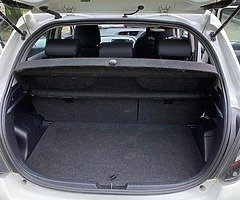 toyota yaris - Image 4/5