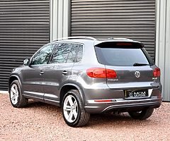 2012 Vw Tiguan R-LINE 4x4 - Image 3/9