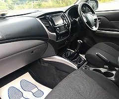 161 Mitsubishi L200 Crew Cab 2.4 Di-D Intense, Tax €333, CVRT 02/20 €13,780 plus VAT €16,950 - Image 7/10