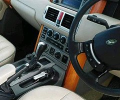 01 TO 06 RANGE ROVER RADIO