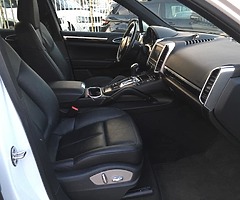Porsche caynne V6 2012 sunroof rear camera tail gate leather heated seats call on 03.268 143 - Image 7/11