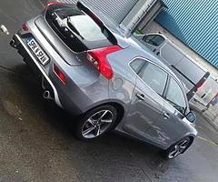 Volvo v40 - Image 7/7