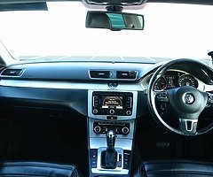 2011 Volkswagen CC - Image 4/10