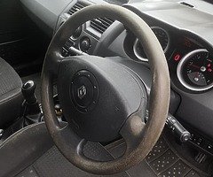 Renault Megane 2005, 1,4 petrol. - Image 5/9