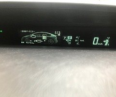 Toyota Prius 2014 - Image 8/10