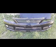 Lexus is200
