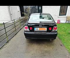 Lexus is200 - Image 6/6