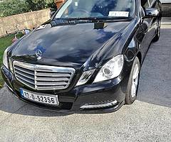 Mercedes Benz 220e auto