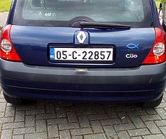 Renault Clio 1,1 litr, 2005 New NCT until. 9/20 TAX till. 9/19 very low miles