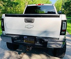 2011 Chevrolet Silverado 1500 Crew Cab · LT Pickup 4D 5 3/4 ft - Image 6/10