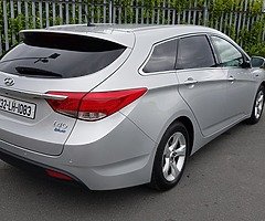 TOP SPEC HYUNDAI I40 ESTATE - Image 3/10