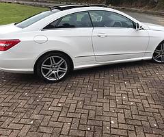 2012 mercedes benz E250 coupe - Image 3/8