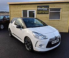 2014 Citroen DS3 1.6 DSTYLE + E-HDI ****Finance Available £26 per week**** - Image 10/11