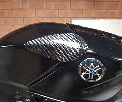 Yamaha R6 Carbon Tank Slider - Image 3/4