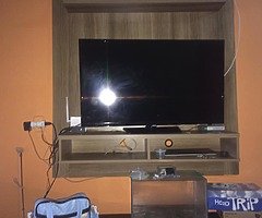 Tv sansung smart 43 e rack