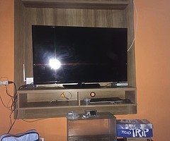 Tv sansung smart 43 e rack