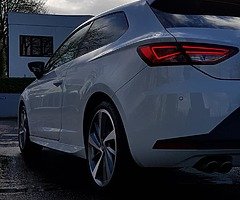 Titanium spec Seat Leon FR 184bhp TDI - Image 5/30