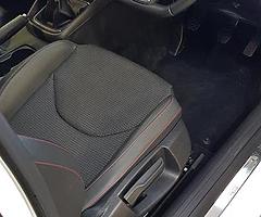 Titanium spec Seat Leon FR 184bhp TDI - Image 12/30