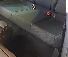 Titanium spec Seat Leon FR 184bhp TDI - Image 16/30