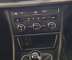 Titanium spec Seat Leon FR 184bhp TDI - Image 25/30
